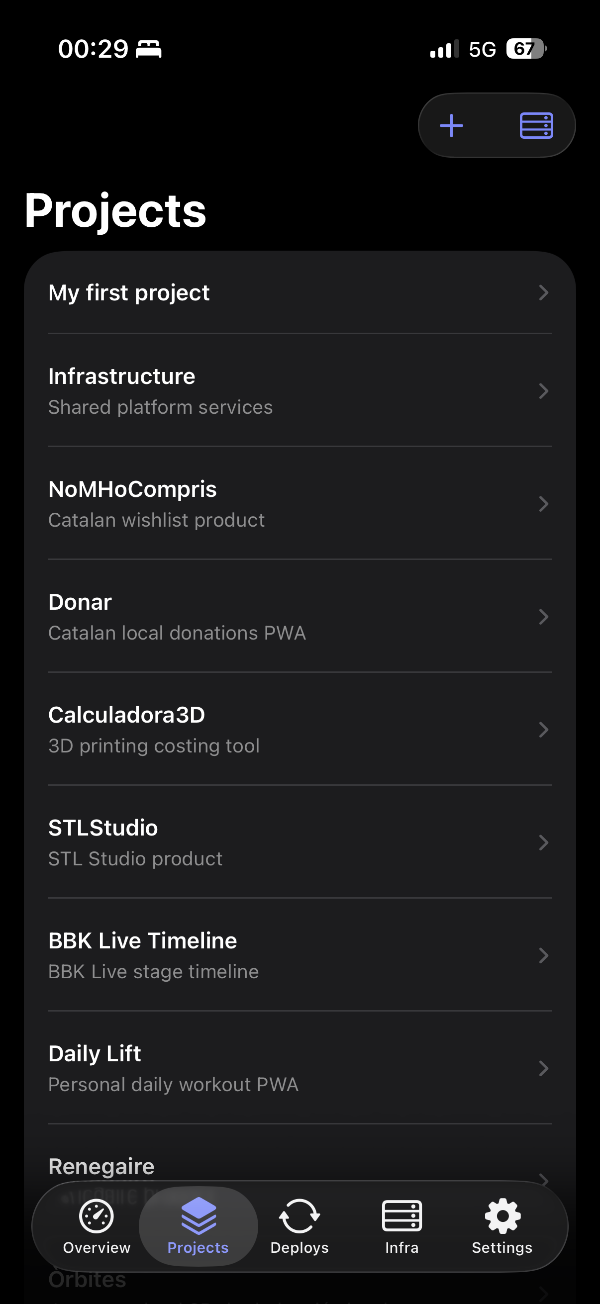 Orka projects screen showing Coolify projects and descriptions